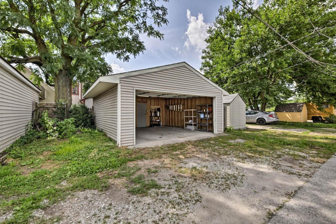 Updated Indianapolis Home, Walk To Lucas Oil! Exterior foto