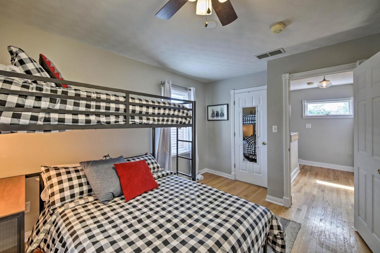Updated Indianapolis Home, Walk To Lucas Oil! Exterior foto